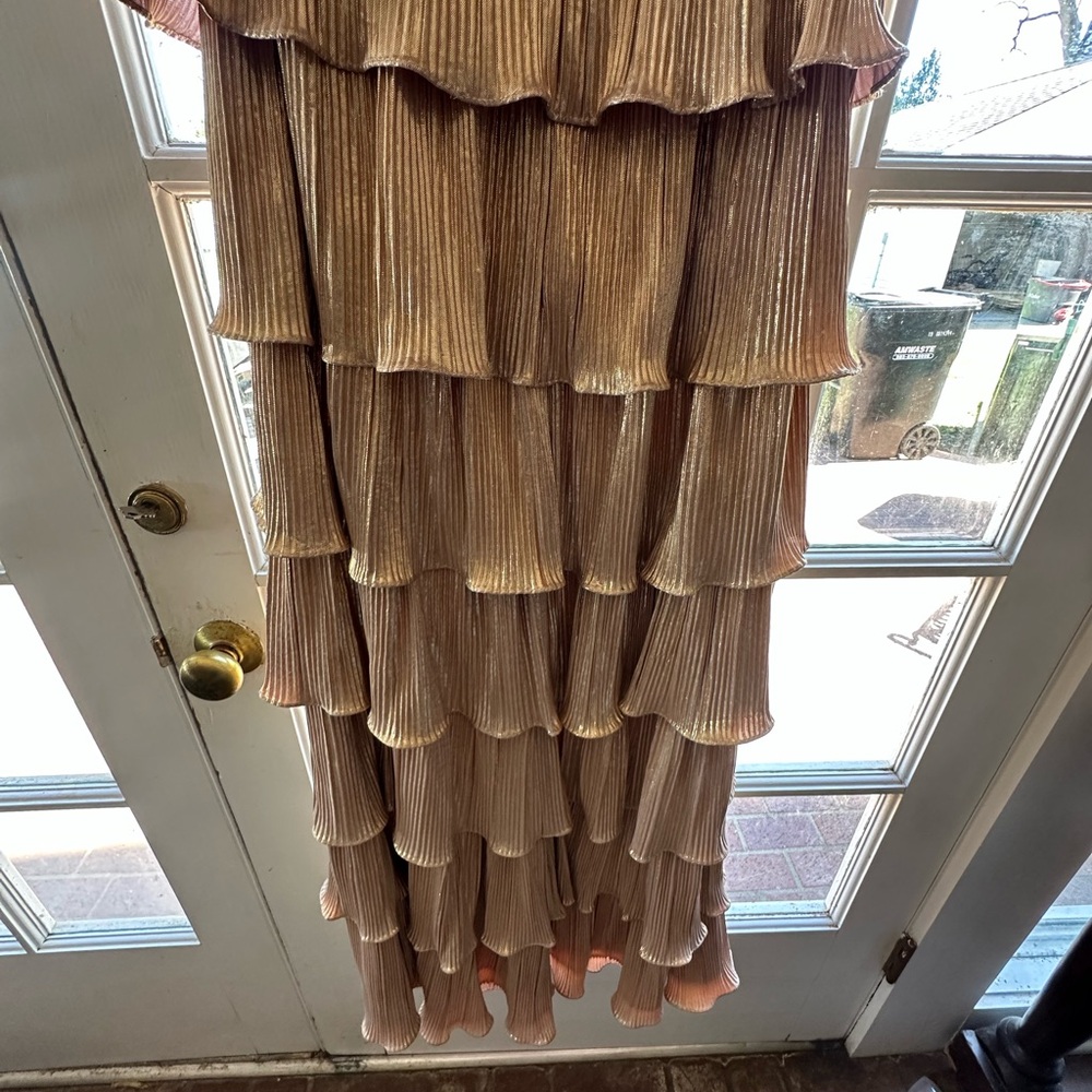 Ieena for Mac Duggal size 6. Worn once. - Picture 6 of 12